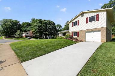 Main picture of 4898 Wheatstone Dr