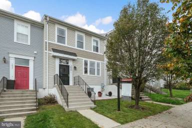 Main picture of 1839 Bruce Pl SE