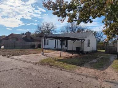 Main picture of 1313 Denson Dr