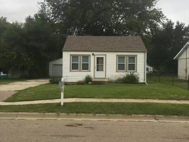 Main picture of 906 Drexel Blvd