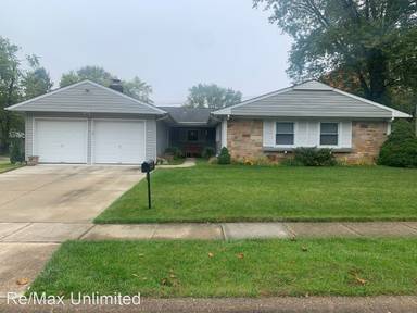 Main picture of 34 Glenview Ln