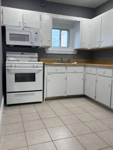 Main picture of 131 David St
