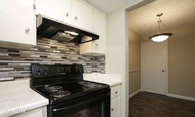 Main picture of Woodway Apartments