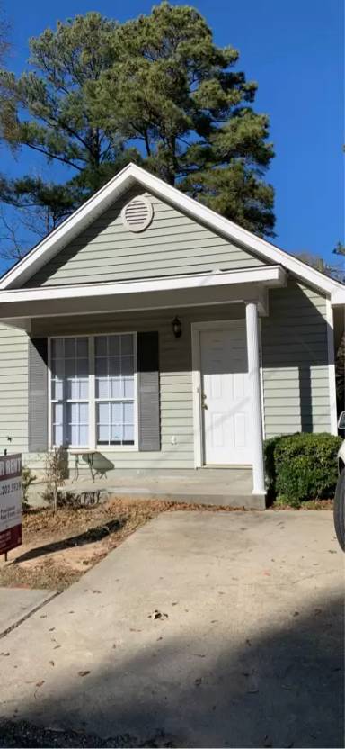 Main picture of 3205 Sutton Dr