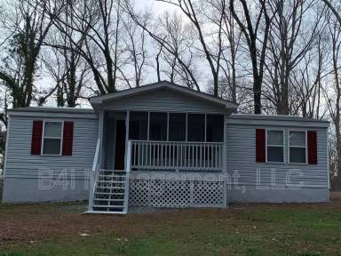Main picture of 355 Steele Dr