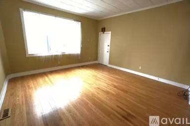 Main picture of 3657 S Wood St