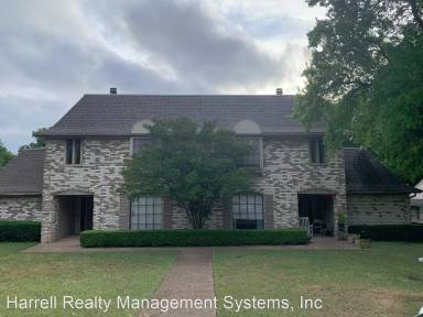 Main picture of 903 Briar Dr