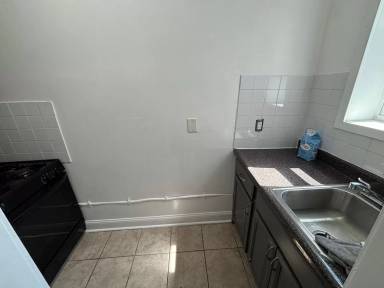 Main picture of 546 Bergen Ave