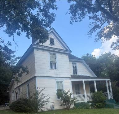 Main picture of 503 2nd St NW