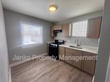 Main picture of 10945 S Green St