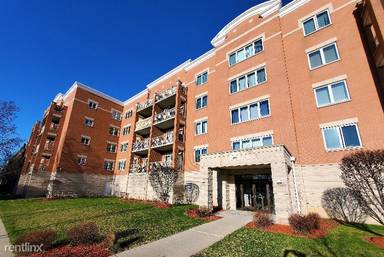 Main picture of 2919 N Harlem Ave