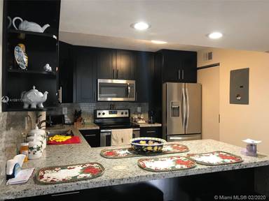Main picture of 8810 SW 132nd Pl