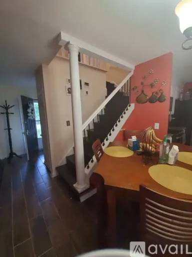 Main picture of 316 Avery Place Dr