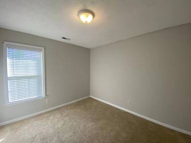 Main picture of 128 Plow Point Ln
