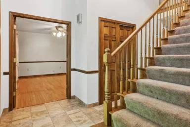 Main picture of 4050 Gilbert Ave