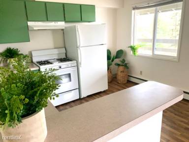 Main picture of 2900 W Northern Lights Blvd