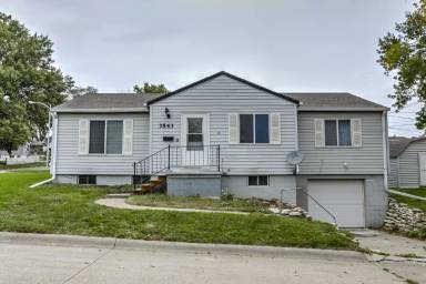 Main picture of 3543 S 41st St