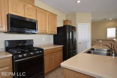 Main picture of Tripoly at Warm Springs North Apartments