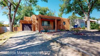 Main picture of 2727 San Joaquin Ave SE