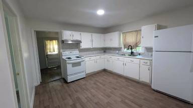 Main picture of 328 Cummings St
