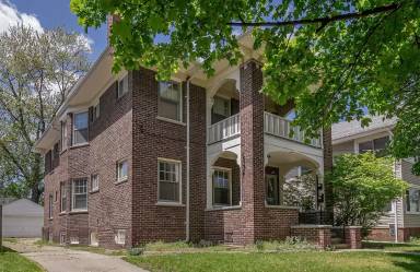 Main picture of 3857 Berkeley Dr