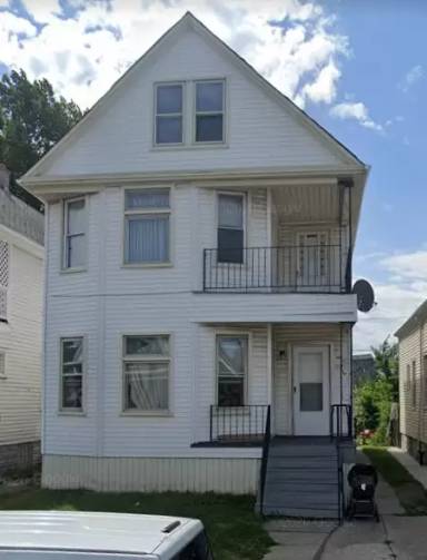 Main picture of 3876 Evaline St