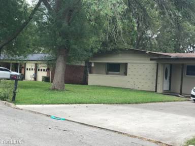Main picture of 201 Lemonwood Ave