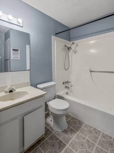 Main picture of 2213 Loreco St