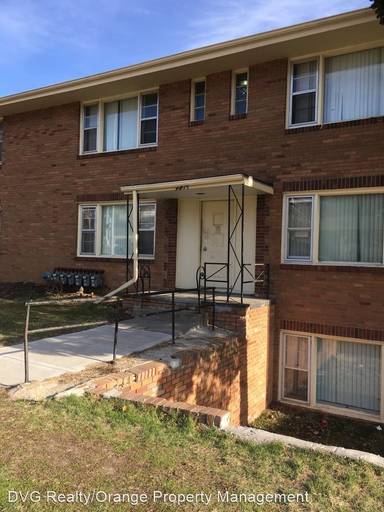 Main picture of 4815 Ames Ave