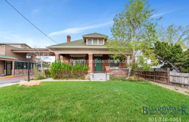 Main picture of 377 N Main St