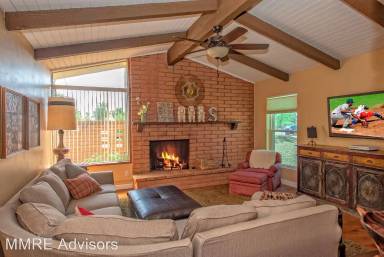 Main picture of 6922 E Cactus Rd