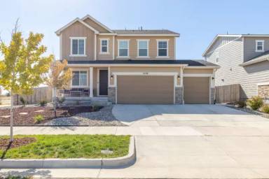 Main picture of 5998 Longs Peak St
