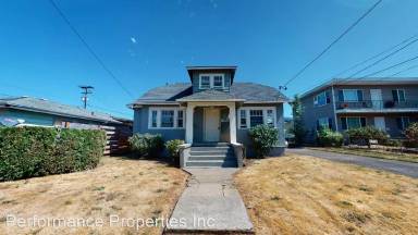 Main picture of 1112 NE 81st Ave