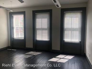 Main picture of 914 Saint Paul St