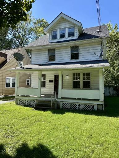 Main picture of 700 Noble Ave