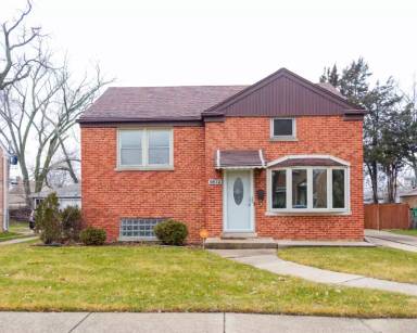 Main picture of 2612 S 12th Ave