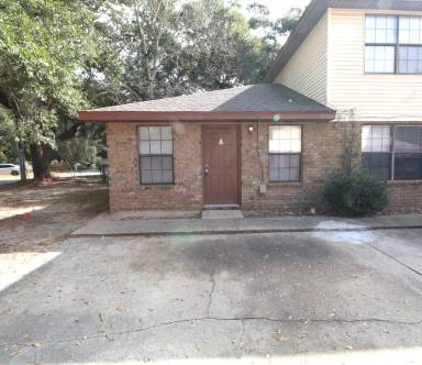 Main picture of 1455 Acorn Ln