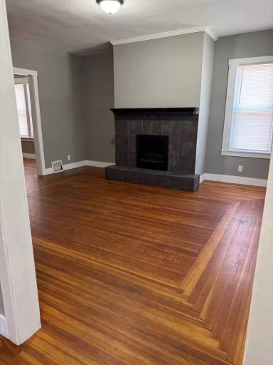 Main picture of 405 S Ellis St