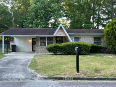 Main picture of 3632 Meadowgrove Dr