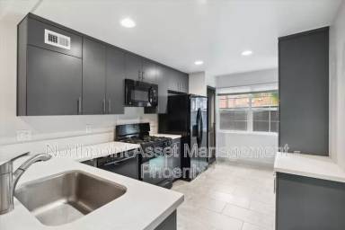 Main picture of 3641 N 15th Ave