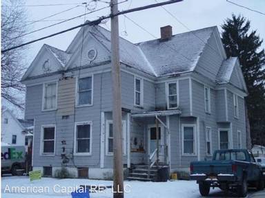 Main picture of 386 E Warren St