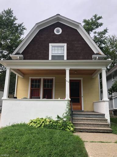 Main picture of 410 S 1st St