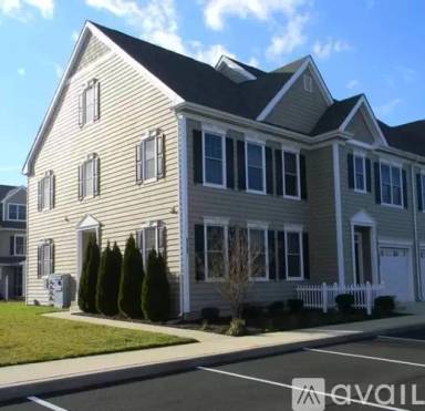 Main picture of 18811 Bethpage Dr
