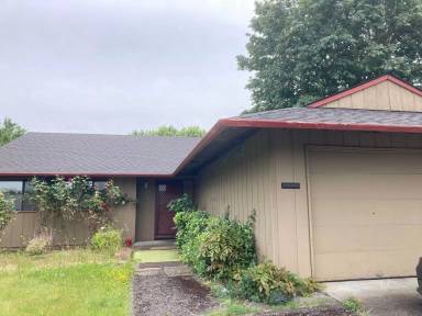 Main picture of 4226 NE 132nd Ave
