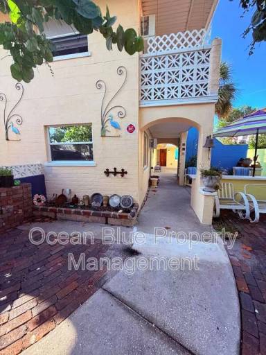 Main picture of 664 76th Ave