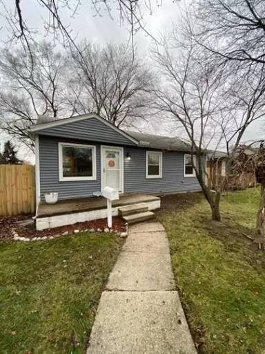 Main picture of 17085 Euclid Ave
