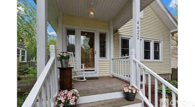 Main picture of 4422 N Bartlett Ave