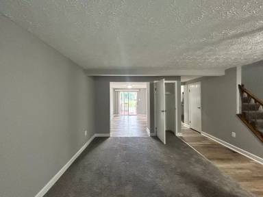 Main picture of 2607 S Paca St
