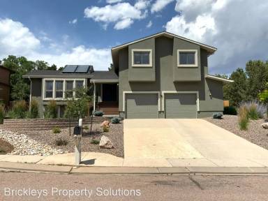 Main picture of 910 Oak Bend Ct