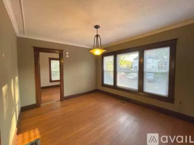 Main picture of 529 W Water St